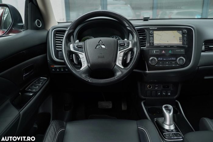 Mitsubishi Outlander 2.0 4WD Plus