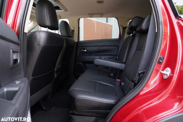 Mitsubishi Outlander 2.2 DI-D 4WD Automatik Diamant Edition
