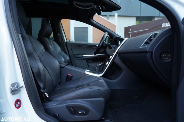 Volvo XC 60 D5 AWD Geartronic Summum