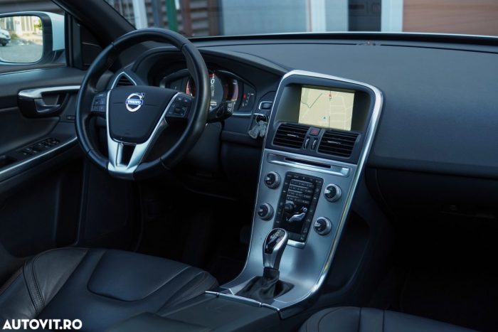 Volvo XC 60 D5 AWD Geartronic Summum