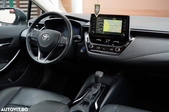 Toyota Corolla 1.8 HSD Exclusive