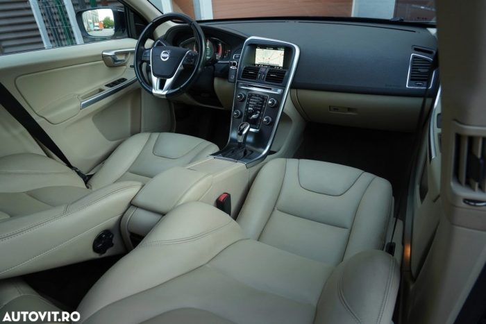 Volvo XC 60 D4 AWD Geartronic Summum