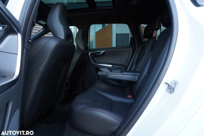 Volvo XC 60 D5 AWD Geartronic Summum