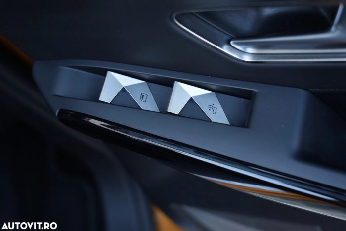 Citroën DS7 RIVOLI