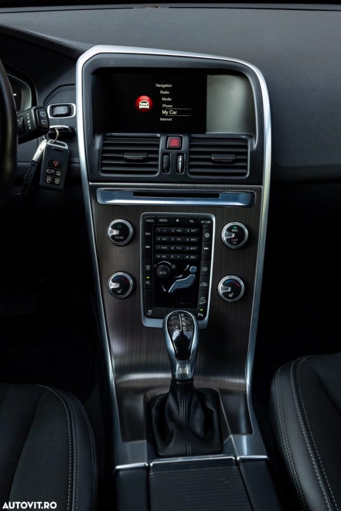 Volvo XC 60 D4 AWD Geartronic Summum