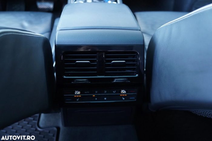 Volkswagen Touareg 3.0 V6 TDI 4Motion DPF Automatik R-Line