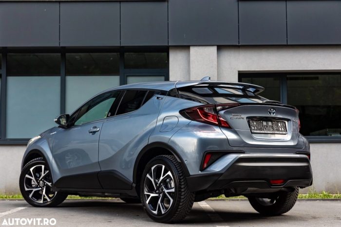 TOYOTA CH-R Hybrid