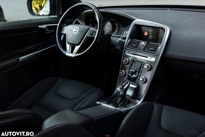 Volvo XC 60 D4 AWD Geartronic Summum