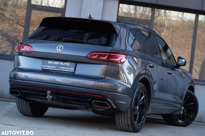 Volkswagen Touareg 3.0 V6 TDI 4Motion DPF Automatik R-Line