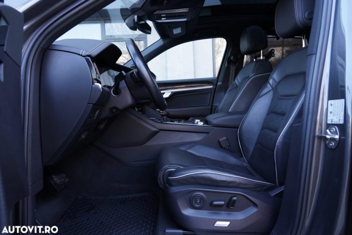 Volkswagen Touareg 3.0 V6 TDI 4Motion DPF Automatik R-Line