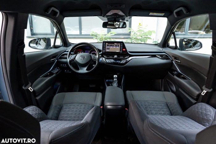 TOYOTA CH-R Hybrid