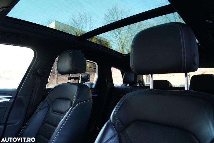 Volkswagen Touareg 3.0 V6 TDI 4Motion DPF Automatik R-Line